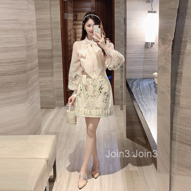 French court style embroidered lace up bow top womens sweet flower and bird shirt patchwork half skirt two-piece set