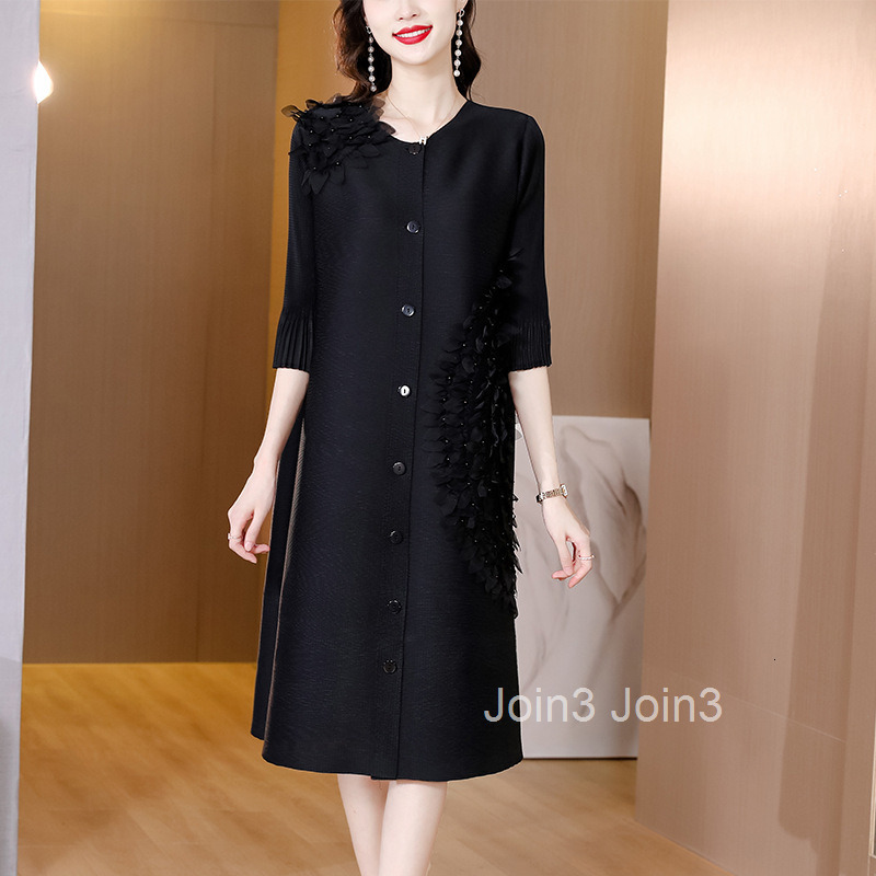 Miyake pleated belly covering dress summer and autumn new three-dimensional floating flower cardigan dress