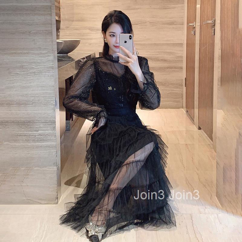 French Hepburn style fashionable temperament slimming waist skirt womens design sense long sleeved mesh dress
