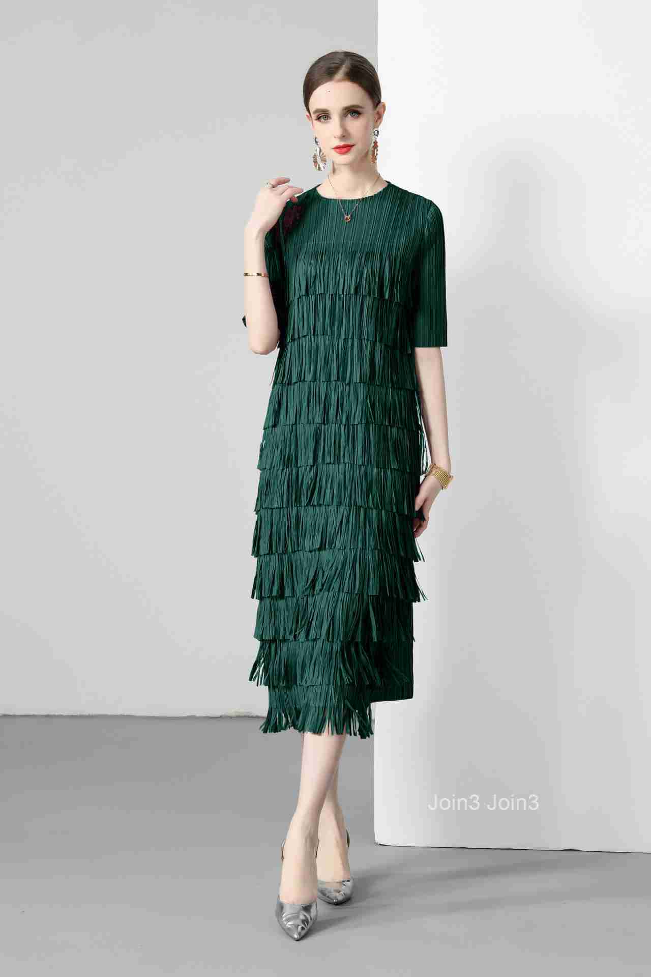 Summer New Womens Pleated Multi-layer Tassel Cake Skirt Solid Color Mid Sleeve Slim Fit Dress