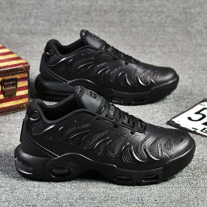 New Discount High Wi nter Style Trend Popul ar Fa shion Casual Ultra Light Hiking Big Size Chaussure Femme Casual Sho es Shoes for Men