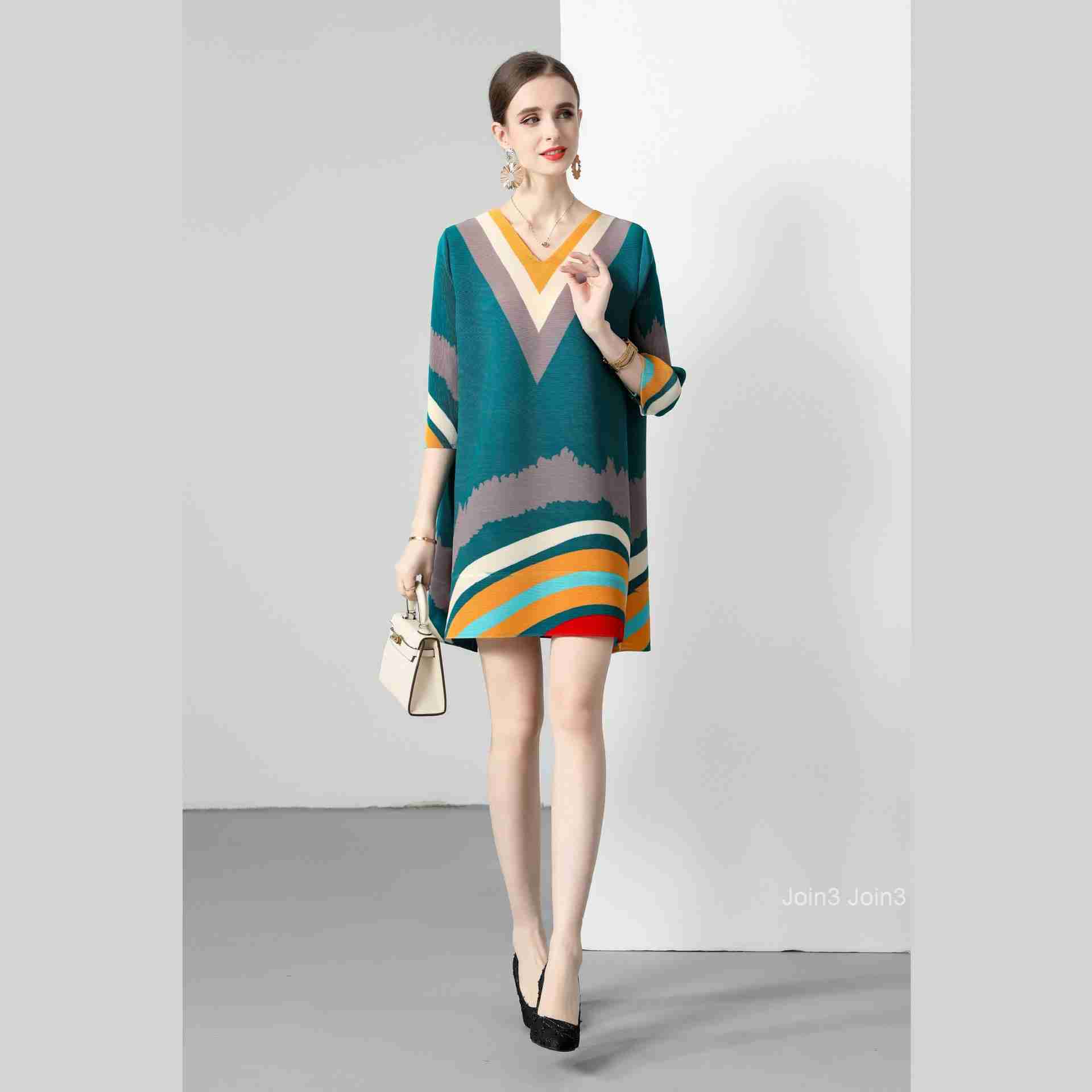 Miyake Summer Striped Slimming and Age Reducing Collar Medium Length Folded Word Skirt Simple Knitted Fabric Korean Edition