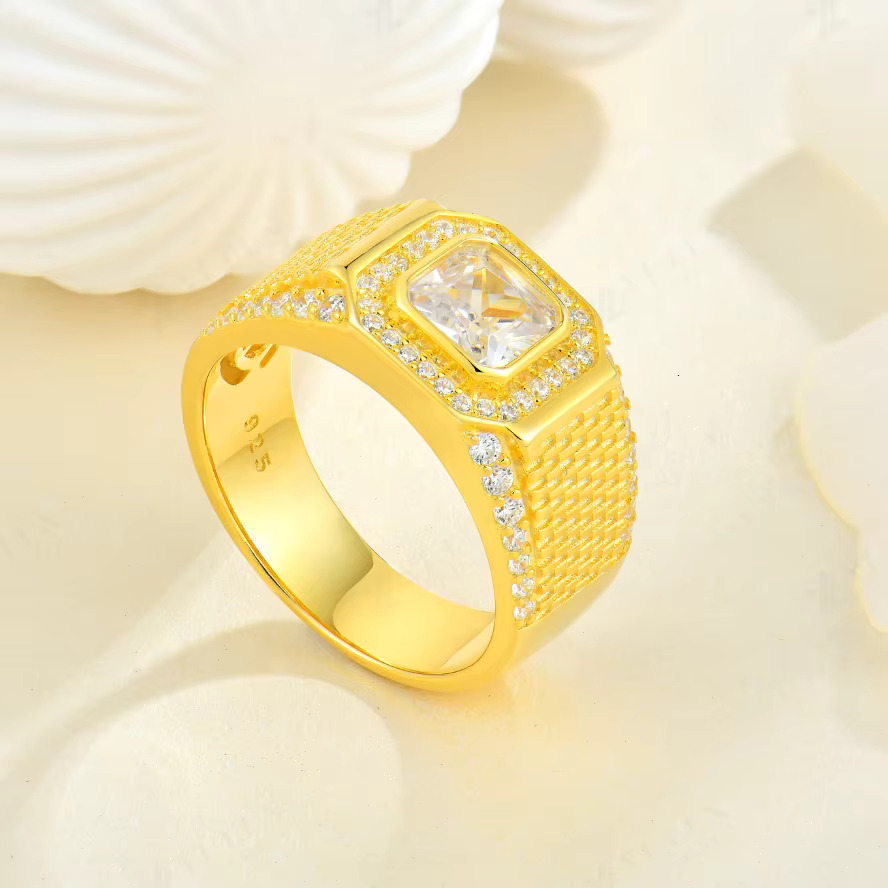 High Quality Gold Plated Sterg Sier Wedding Band Engagement Moissanite Ring With GRA Certificate
