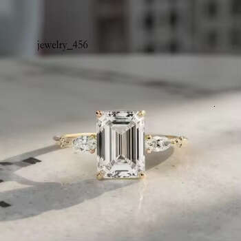 Ins Hot Selg 3CT Moissanite Wedding Vintage Jewelry Wholesale Custom10k Gold Sterg Emerald Cut Sier Rings