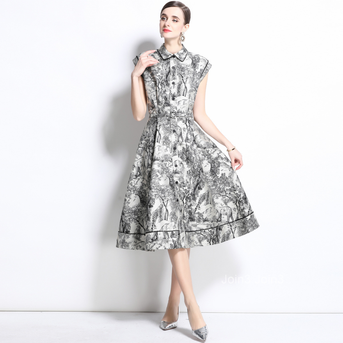 Spring/Summer New Womens Single breasted Sleeveless Animal Ink Painting Jacquard Medium length Dress