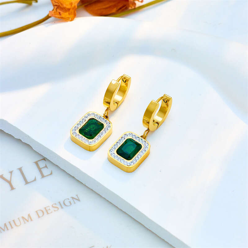 Designer jewelry for women Advanced luxury emerald sugar diamond moissanite pandra pendant chain necklace earrings bracelet jewelry set high-end party