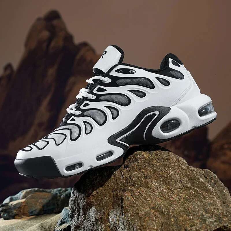 New Arrival High Fashion Running Fas hion Trend Outdoor Unisex Ultra Light Big Size Running Shoes Shoes for Men Clas sic Fashion Sneakers
