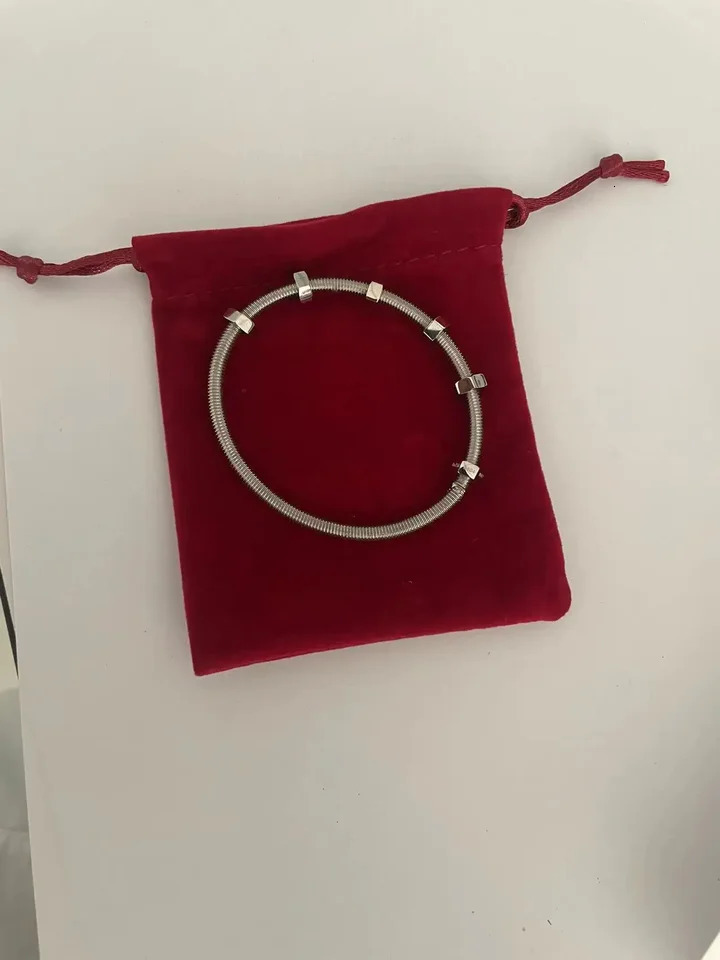 Factory price wholesale explosive six screw bracelet steel women and men couples six screw bracelet 250222
