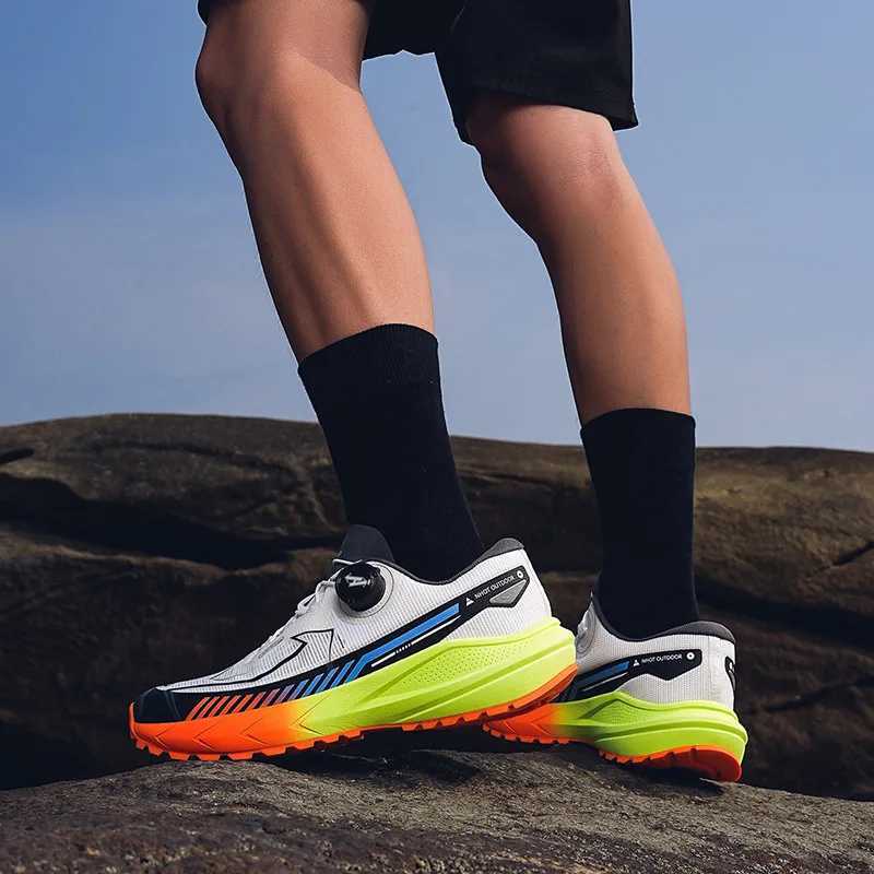 High-quality Fashion Running Shoes for Men Cfy Outdoor Sport Shoes Trainers Men Travel Trekking Sneakers Men zapatillas Hbre Z250304
