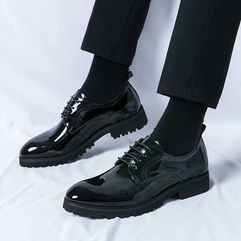 Wedding Shoes Men Shiney Patent Leather Shoes Banquet Formal Lace-up Oxford Women Shoes Luxury Gentleman Black Men Brand Shoes Y250222