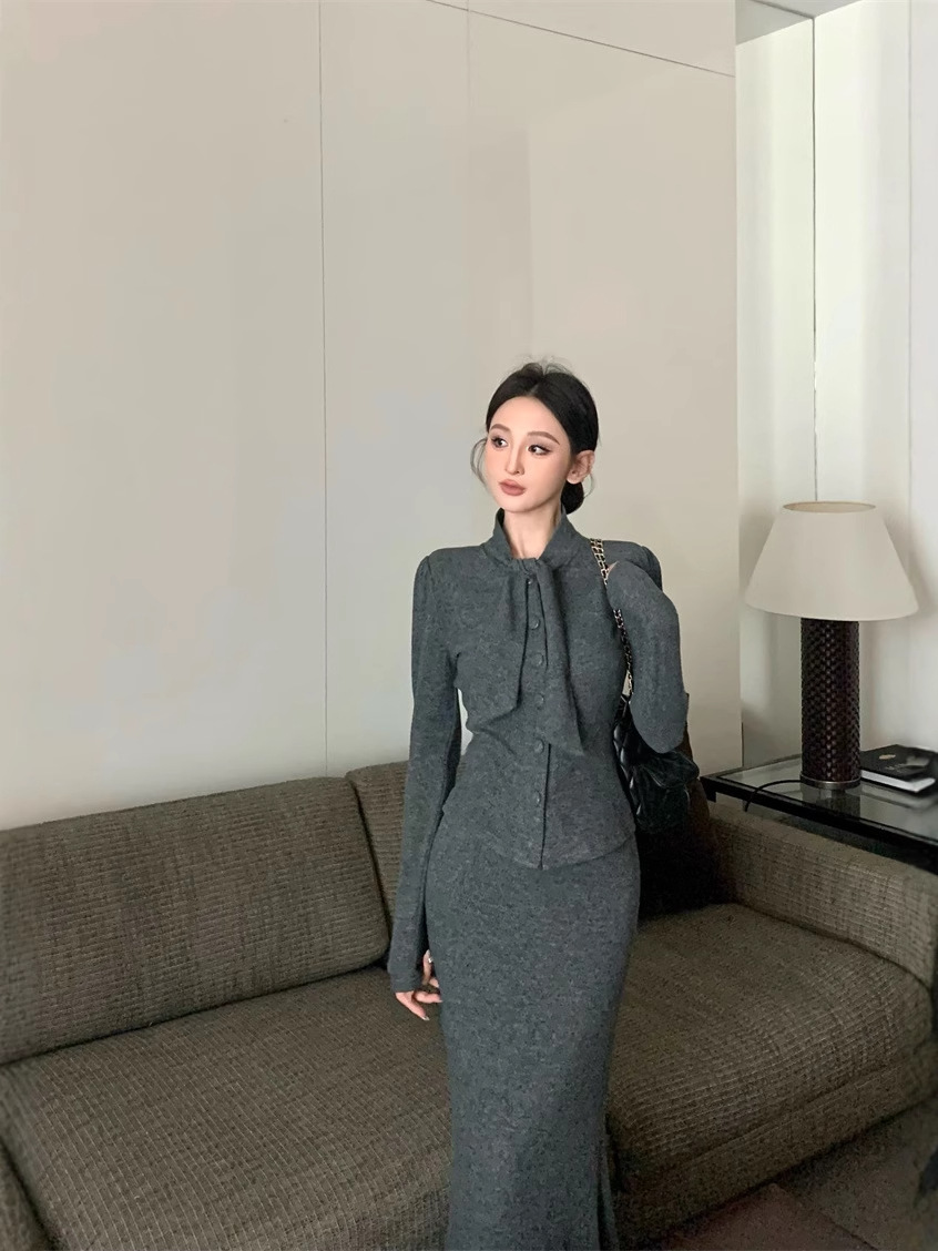 F23180 women's clothing high-end spring clothing temperament lady style design sense lace long-sleeved top skirt fishtail long skirt