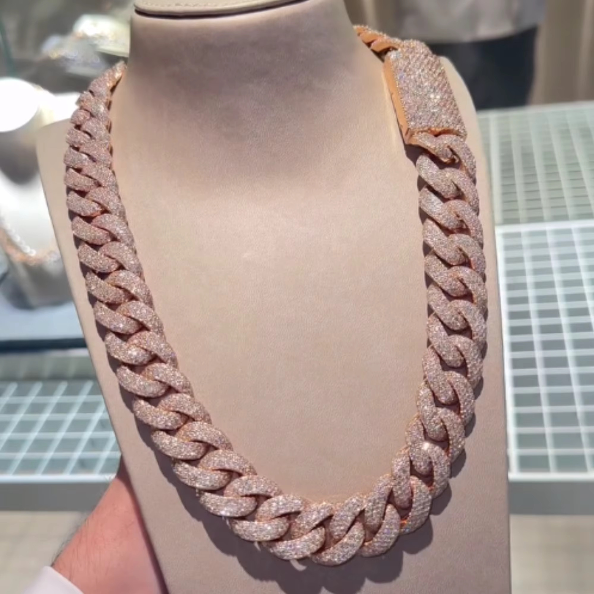 Fine Hip Hop Jewelry 10k Gold 20mm k VVS1 Moissanite Necklace Iced Out Dia Cuban Chain