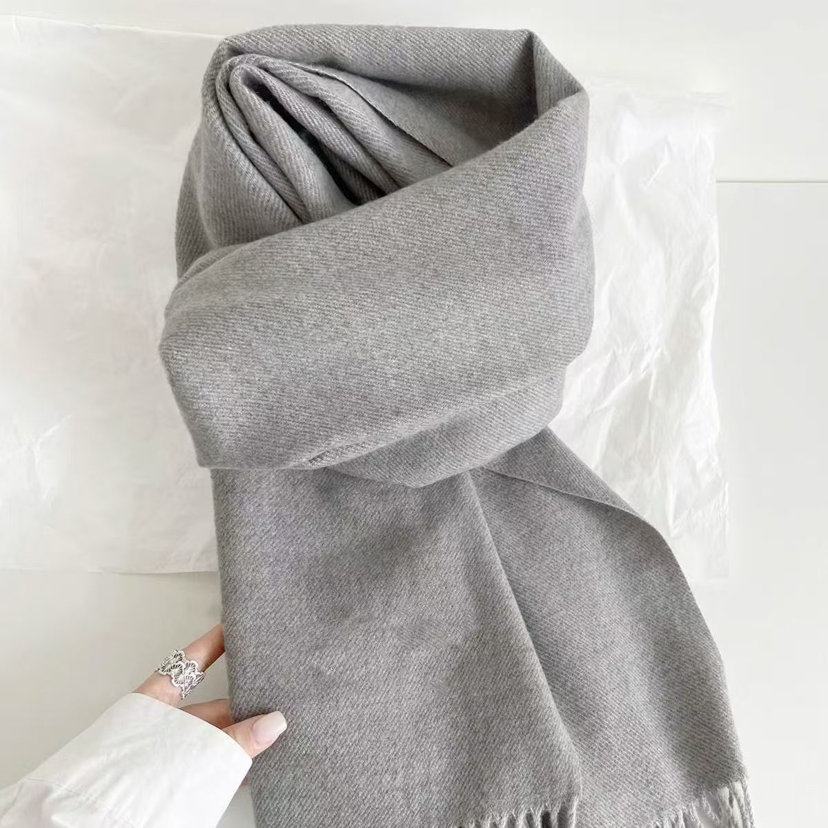 T161 new solid color scarf female winter Korean style atmosphere warm versatile shawl birthday gift neck protector