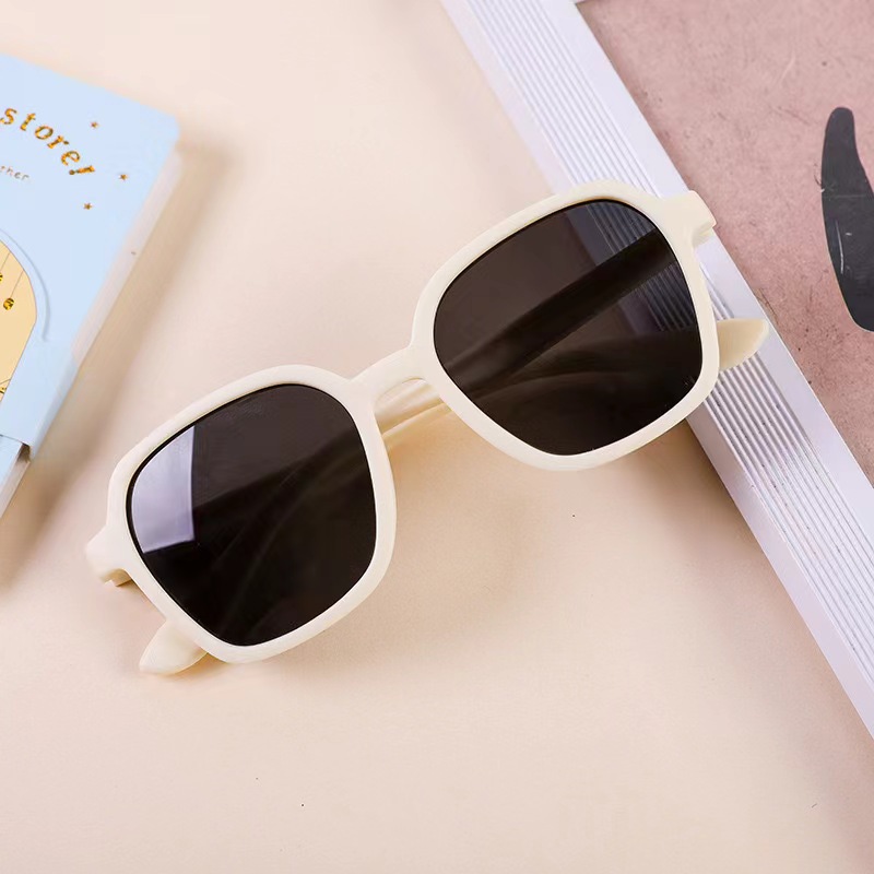 New Box Children's Sunglasses Baby Box Fashion Children's Sunglasses Cute Matte Frame Male and Female Glasses