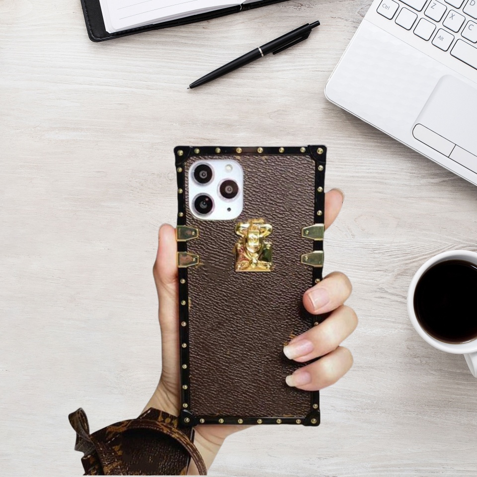 Luxury Designer Cell Phone Cases for Samsung Galaxy S20 S21 S22 S23 S24 Plus S20U S21U S22U S23U S24U Ultra Shockproof Back Cover for iPhone 16 Pro Cases with card holder