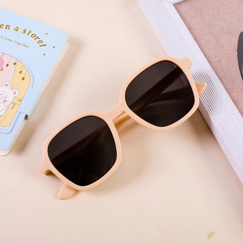 New Box Children's Sunglasses Baby Box Fashion Children's Sunglasses Cute Matte Frame Male and Female Glasses