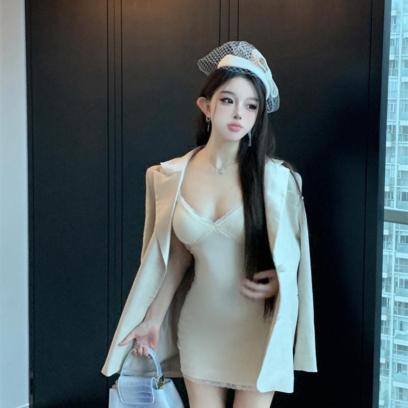 F24195 pure desire style slim skirt v-neck suspender dress female autumn lace waist short skirt show figure hip