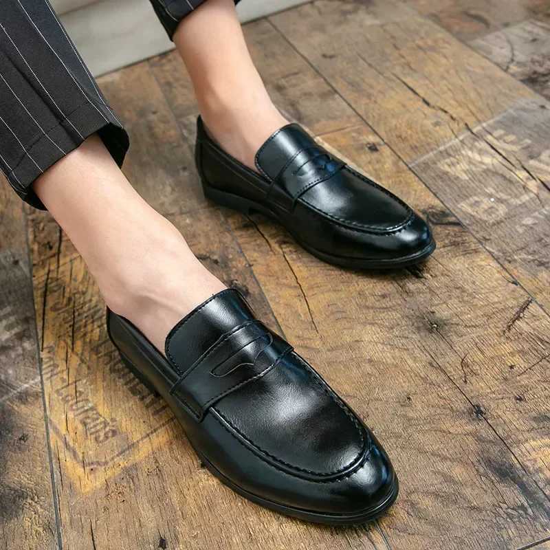 2025 Spring Mens Fi rything Loafers Casual Fi Comfortable Luxury British Style Dress Shoes Banquet Shoes Y250222