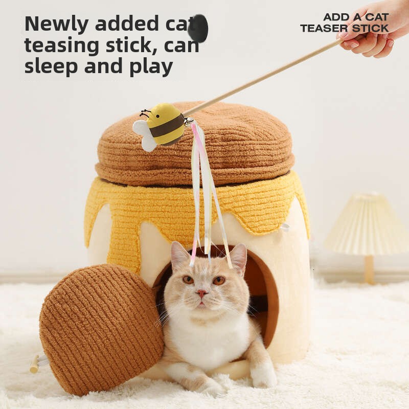 Multifunctional cat bed mat applicable all year round. Semi - enclosed pet sofa, warm cat hammock, suitable for both cats and dogs.