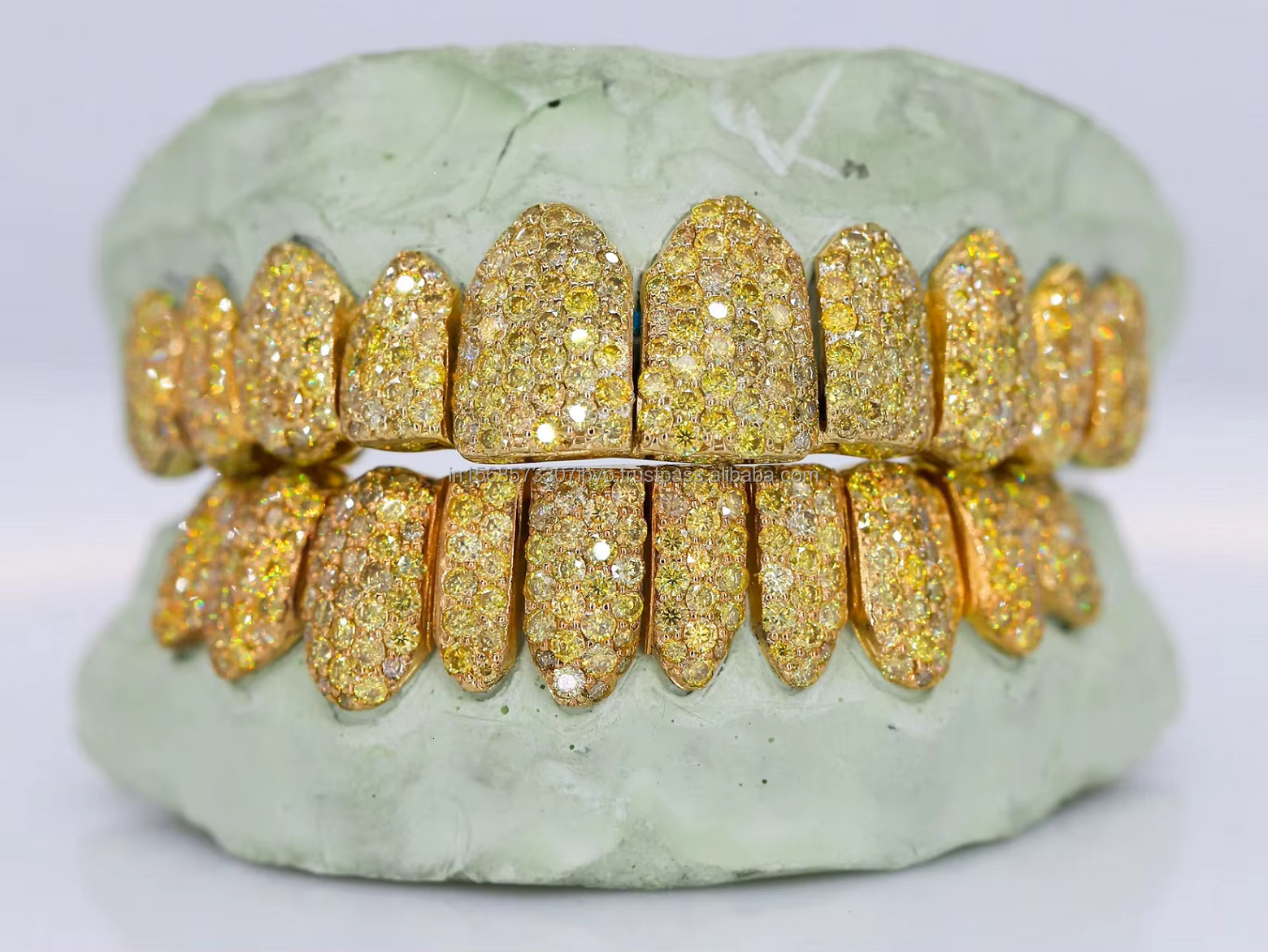 Yellow Gold Plated Dia Customized Jewelry Trending Hip Hop Dental Grillz Iced Out Top and 8 Bottom Teeth