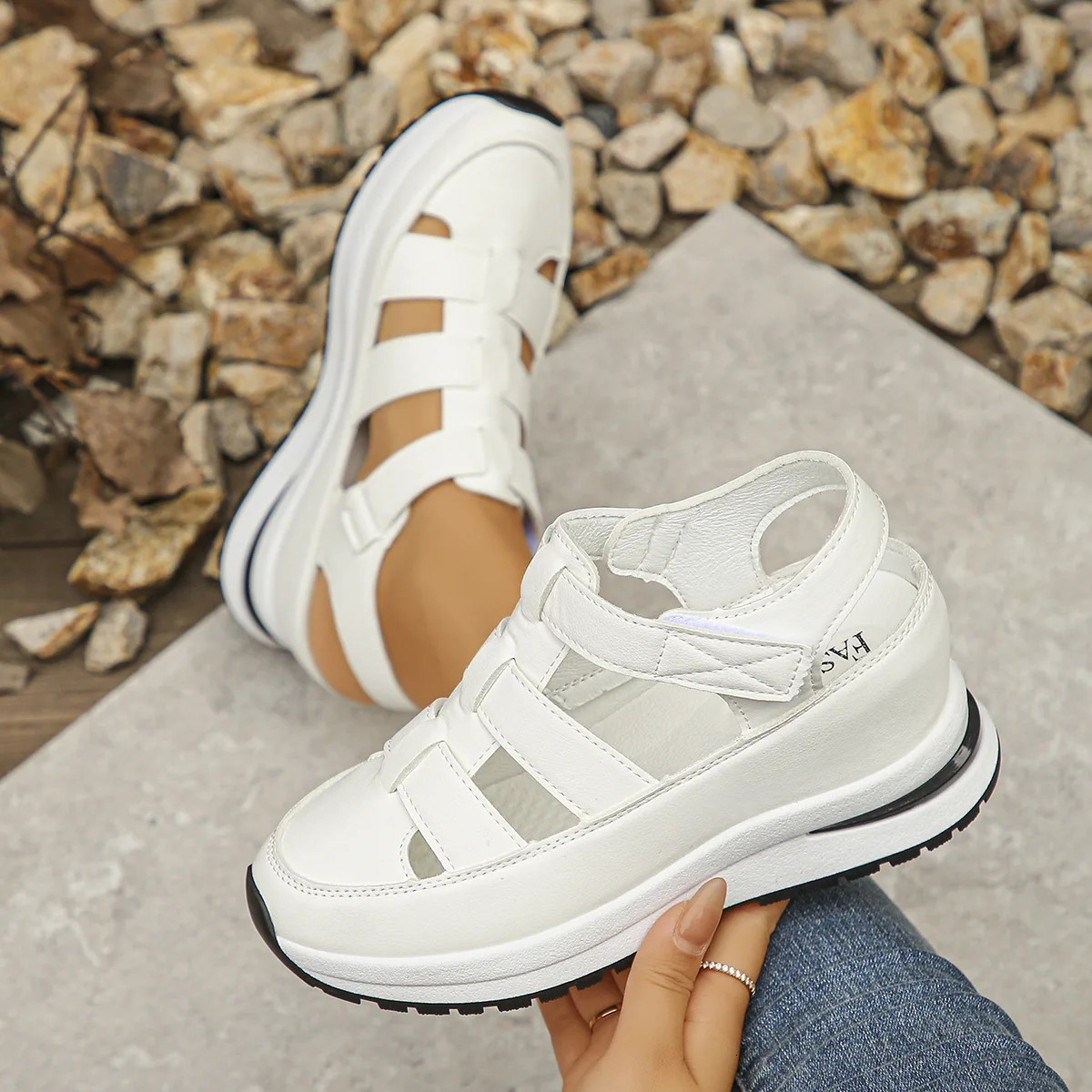 Ladies Shoes 2025 High Quality Buckle Strap Womens Sandals Closed Toe Office and Career Summer Solid Wedge Sandals Zapatos 250218