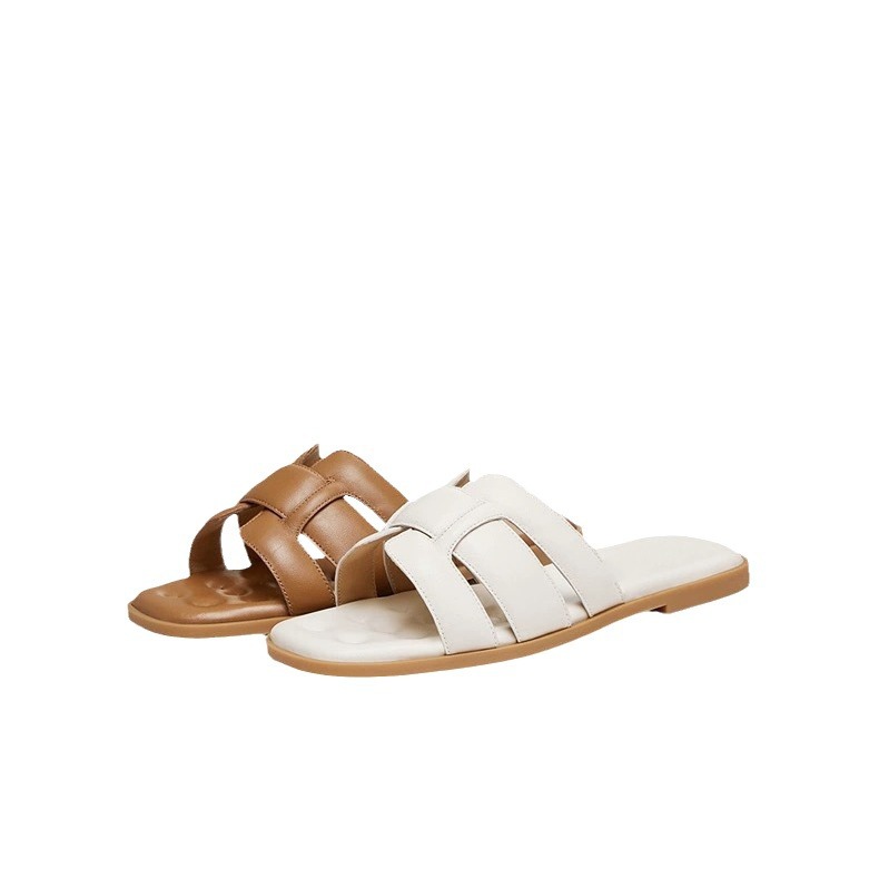 2025 NEW hot summer new design soft leather square flat slippers women outdoor fashion beach sandals size35-40