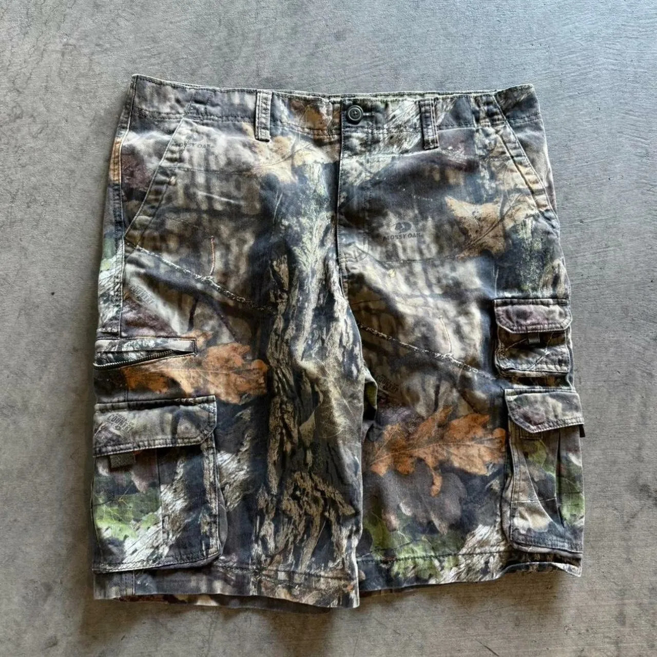 Streetwear Camouflage Leaf Graphic Cargo Shorts Harajuku Multi Pockets Gym Basketball Shorts Goth Y2K Short Pants Men Women 250222