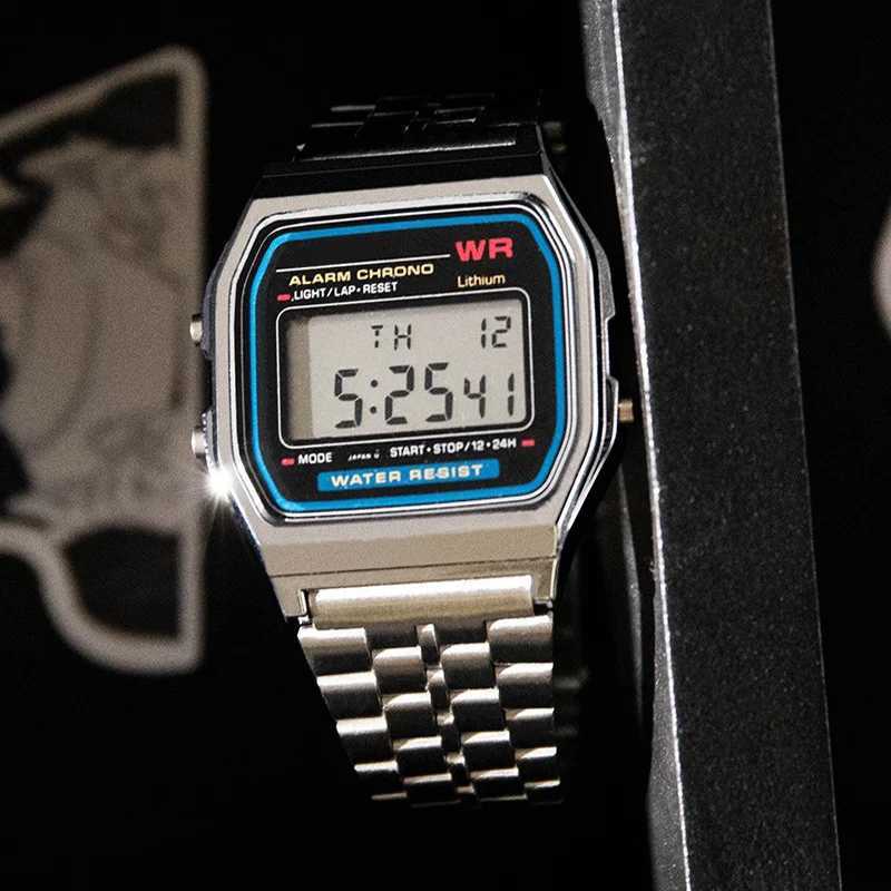 Luxury Gold Silver Sports Military Watches Men Women LED Digital Wristwatches Retro F91W Steel Band Electronic Watch Wrist Clock M250527