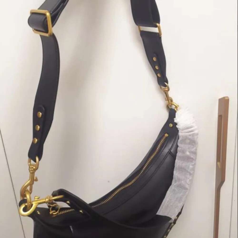 Woman Underarm Rivet PU Leather Zipper Lady Shoulder Two Straps Large Size Handbag For Women Crossbody Bag Sac A Main