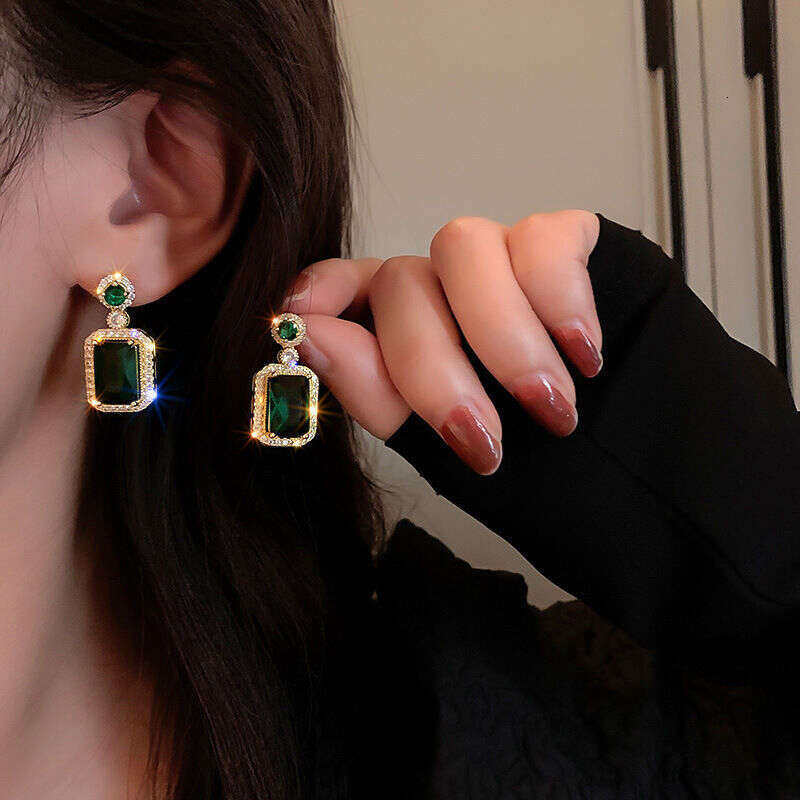 Designer jewelry for women Square zircon jade high-end luxury geometric titanium steel necklace retro niche design high-end temperament necklace ring 