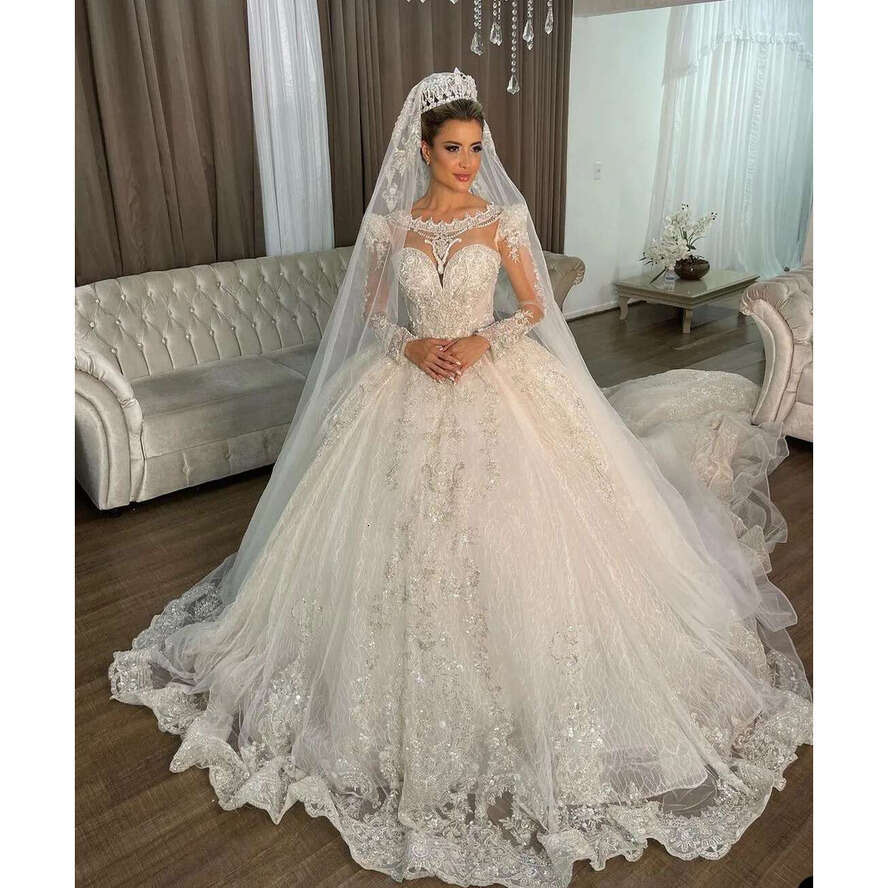 Ball Arab Princess Gown Wedding Dress Dubai Jewel Neck Long Sleeve Sequins Lace Appliques Beads Puffy Bridal Gowns S