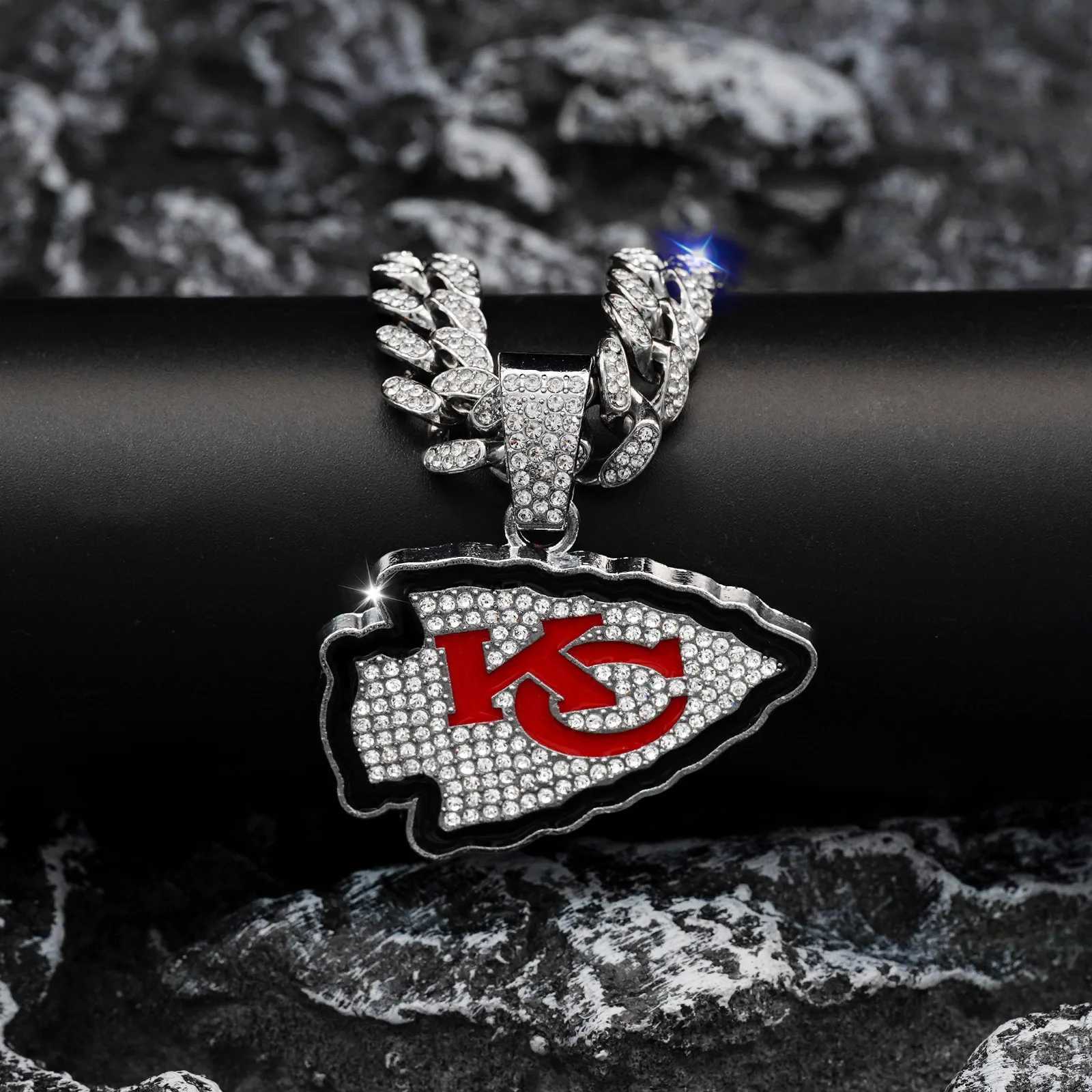 Hip Hop and Out Football Chain Team Bling Pendant Necklace Unisex Shiny Cool and Out mi Bling Jewelry X250224