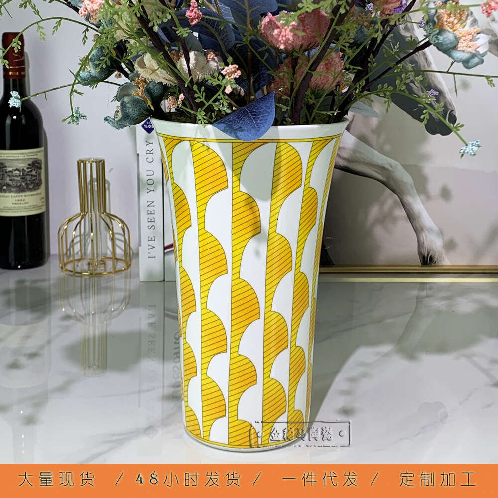 Minimally Designed Entrance Lotus Mouth Vase, Modern Tabletop Decoration, Vase Ornaments