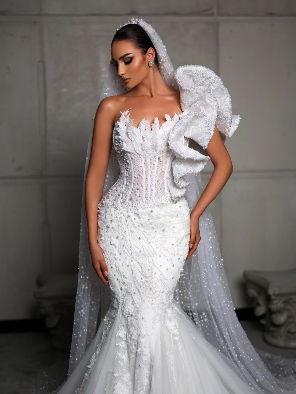 Mermaid Wedding Dress One Shoulder Sleeveless Bridal Gowns Pearls Sequins Sweep Train Dresses Custom Made vestidos de novia