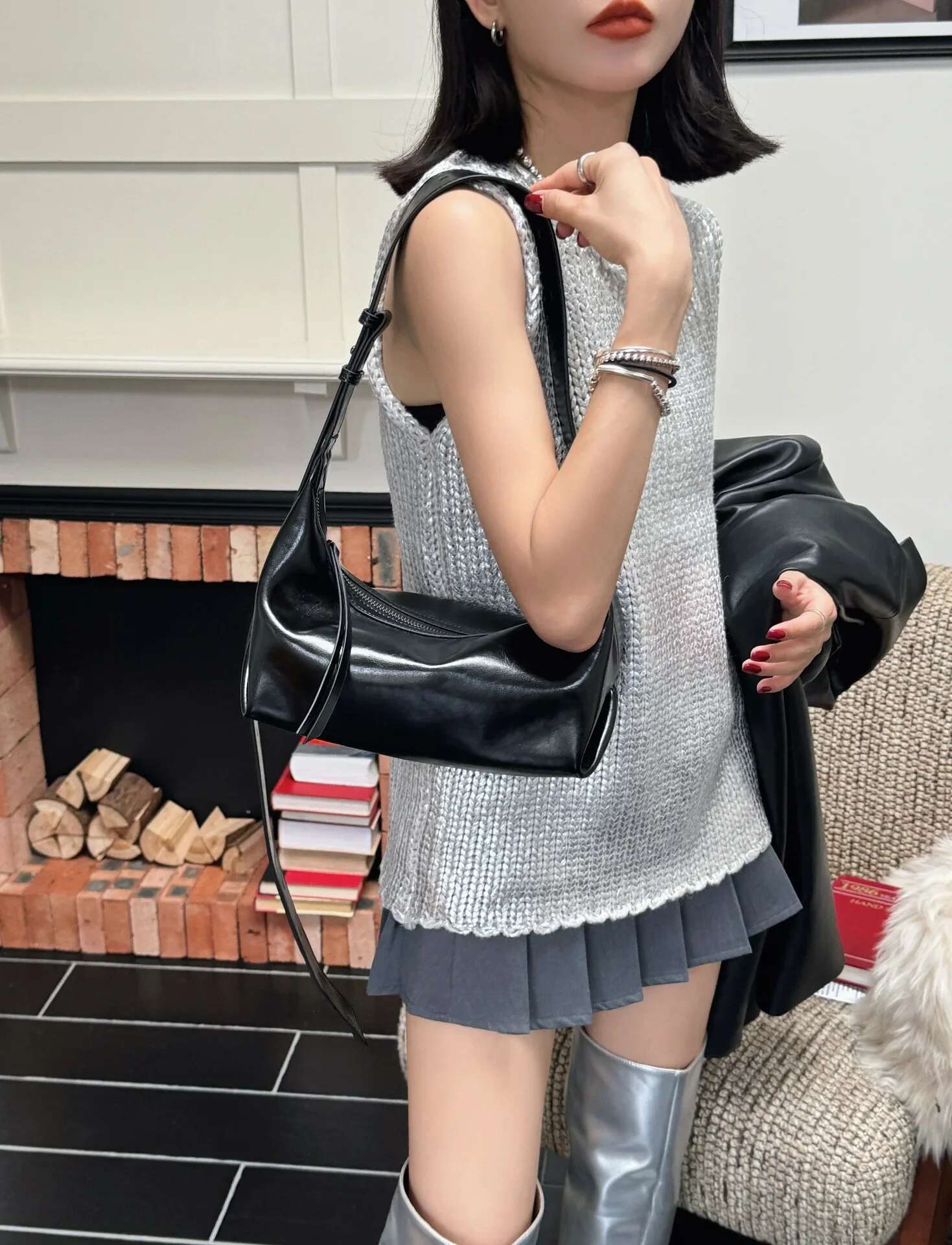 New 2025 Beige Color Short-Strap Shoulder Bag Glossy Cow / Suede Leather Women Handbag Leisure Cowskin Hobo Tote