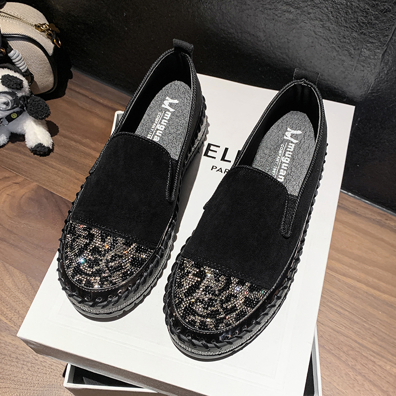 Luxury Diamond Designer Women's Casual Shoes Fashion Versatile Loafers Casual Thin Bottom Fashion Rhinestone Women's shoes Zapatos De Mujer