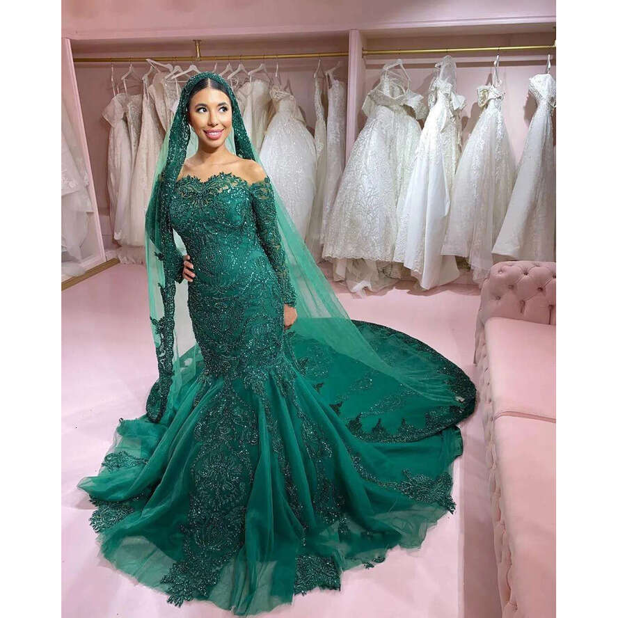 New Hunter Green Mermaid Wedding Dresses Off Shoulder Long Sleeves Lace Appliques Crystal Beads Bg Court Train Formal Bridal Gowns