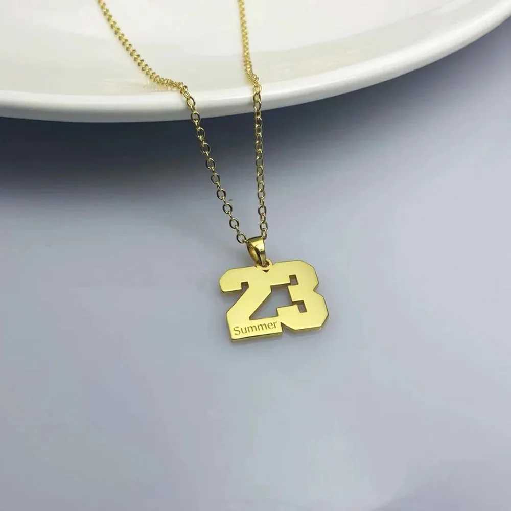 Cust Numbers Pendant Necklace Engraving Name Stainless Steel Jewelry Wens Personality Jewelry Holiday Christmas Present X250224