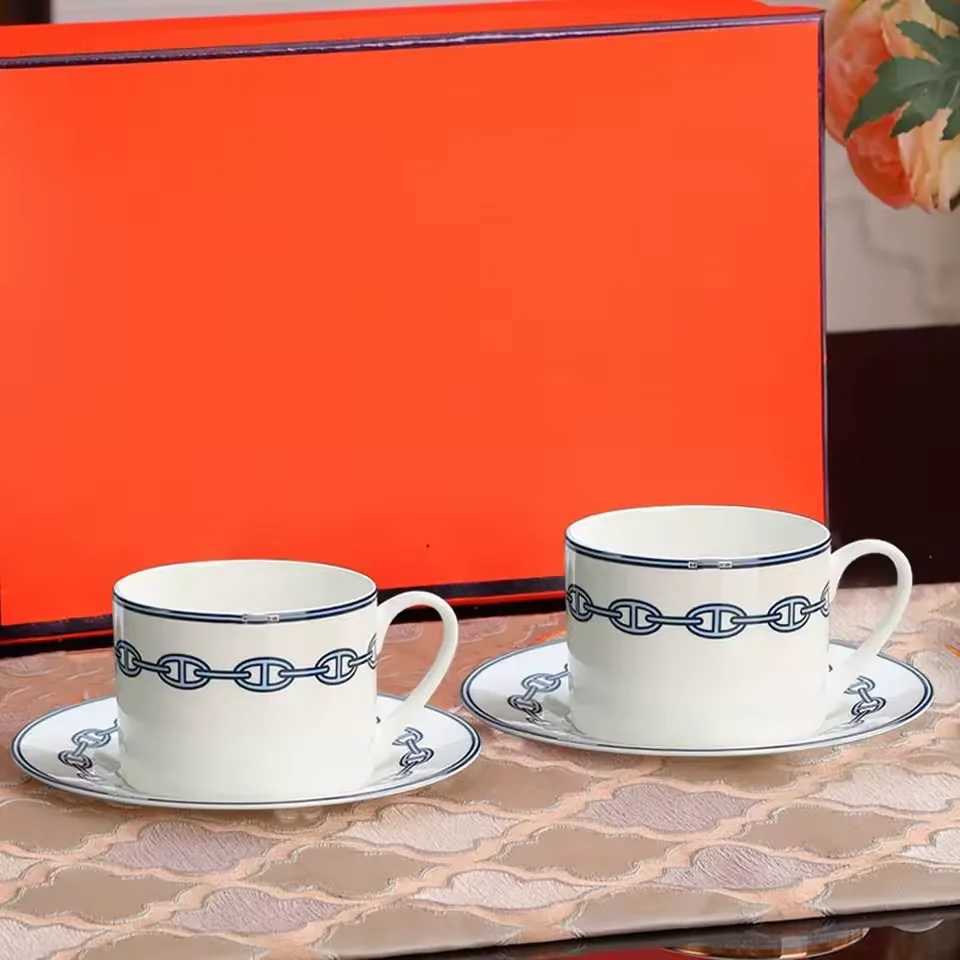 European Retro Light Luxury Ceramic Coffee Cup Home Bone China Cup And Saucer Set English Afternoon Tea Creative Teacup Cup GiftC250224