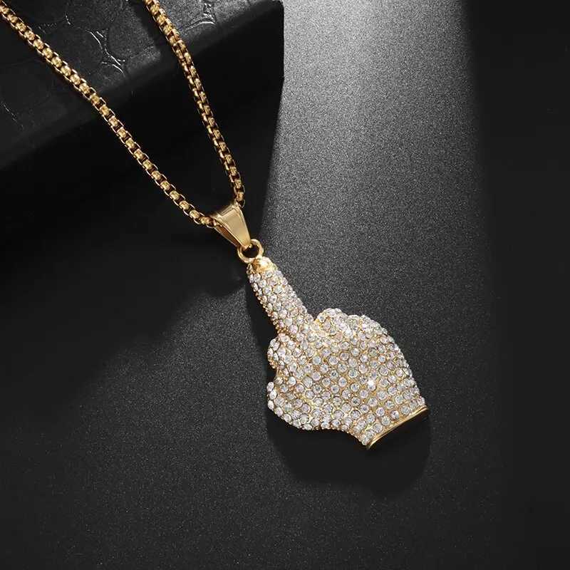 New Out Zircon Courtesy Gesture Middle Finger Pendant Necklace Mens Hip Hop Rap Cycling Jewelry Gifts X250224