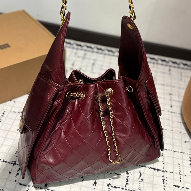 Tote Bag Designer Womens Shoulder Bag Leather/Denim Rib Check Gold Hardware Metal Buckle Matelasse Chain Bucket Bag Handheld Crossbody Bags Travel Airport Bags 34cm