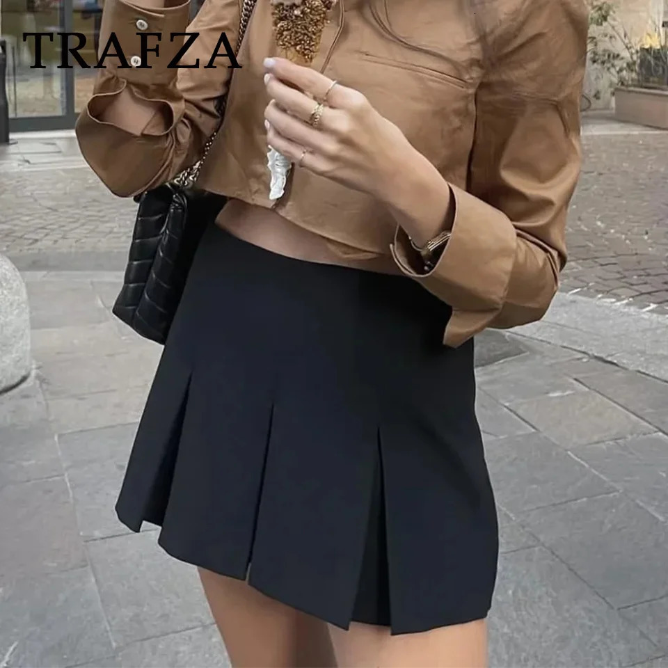 TRAFZA 2025 Spring Summer Women Casual Tierred Mini Skirts Fashion Vintage Solid High Wasit Ruffles Pleated Sexy Shorts Skirts 250224