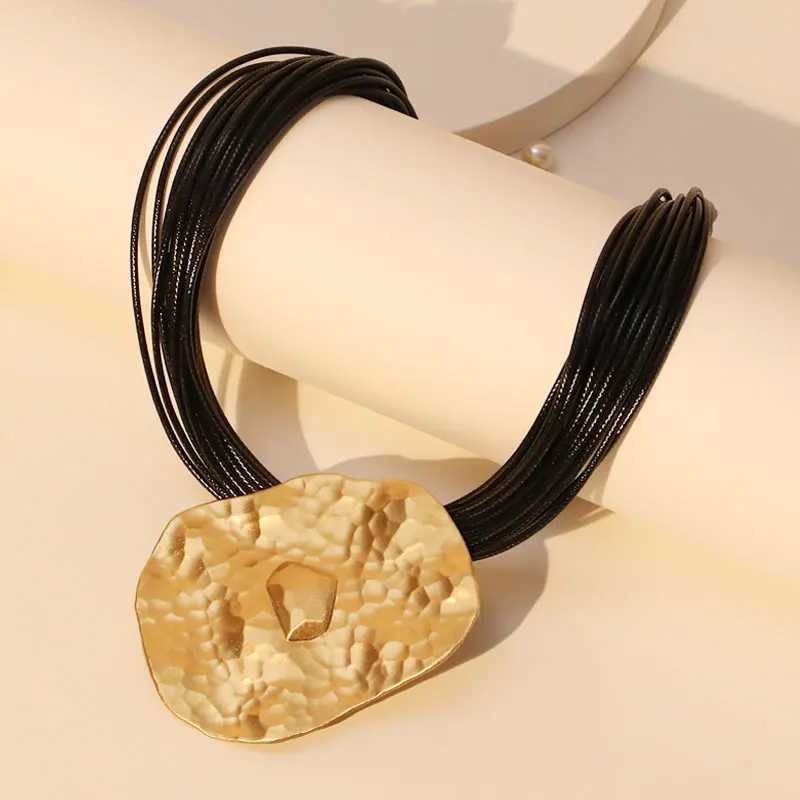 Vintage necklace with Geely pendant for fashionable wedding party jewelry for girls X250224