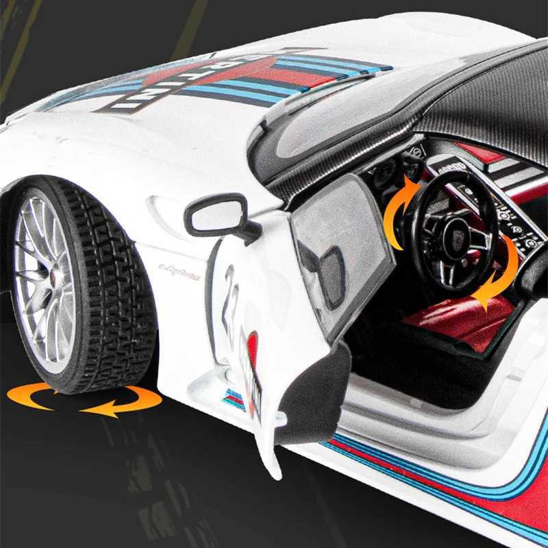1 18 918 Spyder Martini Alloy Sports Car Model Diecasts Metal Toy Racing Car Vehicles Model Simulation Sound and Light Kids Gift Z250224
