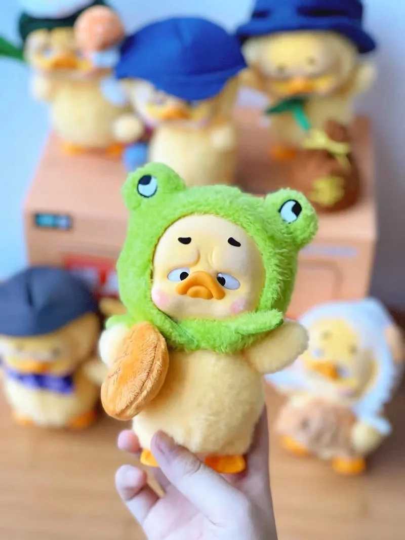 1/6 Upset Duck Work Upsets Me Blind Box Hard Working Duck Mystery Box Surprise Gift Cute Troublesome Duck Action Figure Toy DollT250224
