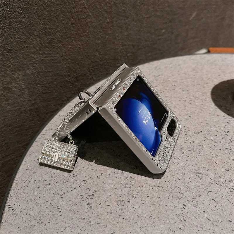 Luxury Glitter Phone Case For Galaxy Z Flip 6 5 4 3 Cover with Cute Bag Pendant Plating Silver Cases For Flip5 Flip4 5G X250224