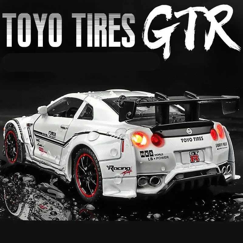 1 32 Nissan GTR R34 R35 alloy sports die-casting metal racing car model sound and light series childrens toy gift Free shipping