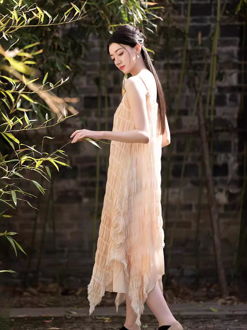 H12260 Plant-dyed wrinkled jacquard irregular niche suspender long skirt female travel shooting fairy slim dress