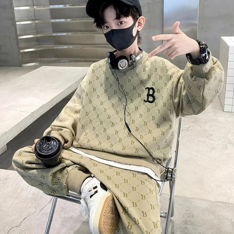 Spring Children Boy Clothes Set Kid Girls All Over Printed Letter Sweatshirts Pullover Top and Pants 2 Pieces Suit Tracksuits 250224