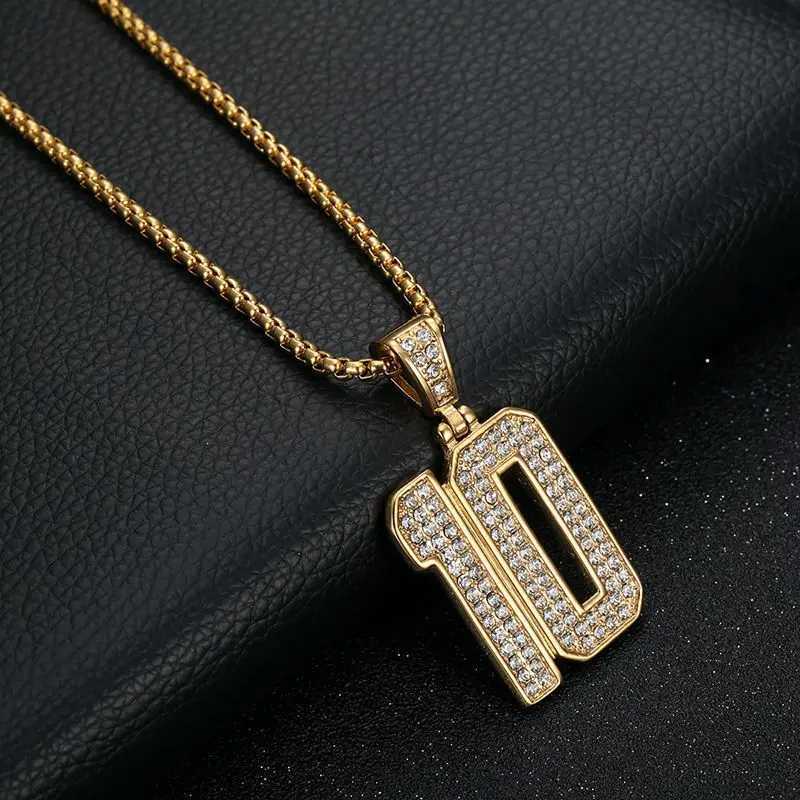 Hip Hop d Out Bling Football 10 Pendant Statement M Gold Color Stainless Steel Sports Necklace For Wen Men Jewelry X250224